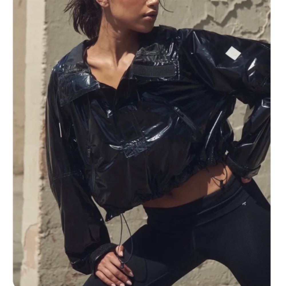 FP Packable Rain Jacket Free People Movement Dew Drop Top Black Size XS NEW NWT